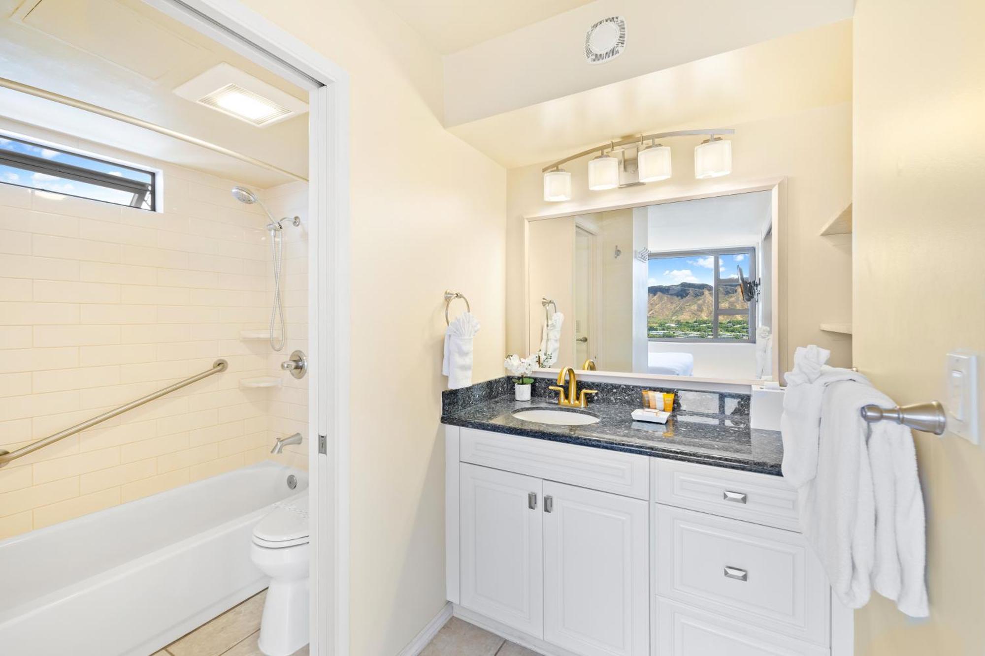 Diamond Head Views Retreat With Free Parking & Near Waikiki Beach! Honolulu Exterior photo